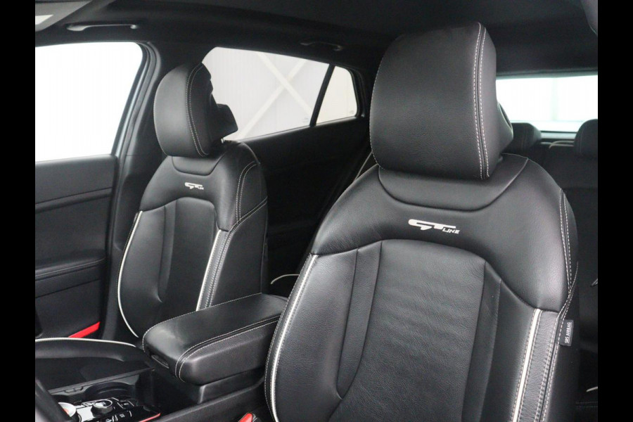 Kia Sportage 1.6 T-GDi MHEV GT-Line Edition | Panoramadak | Leder | Stuur/stoel verwarming | Adaptive cruise | Dode hoek | Carplay | Camera | Park assist | Trekhaak | Achterbank verwarming