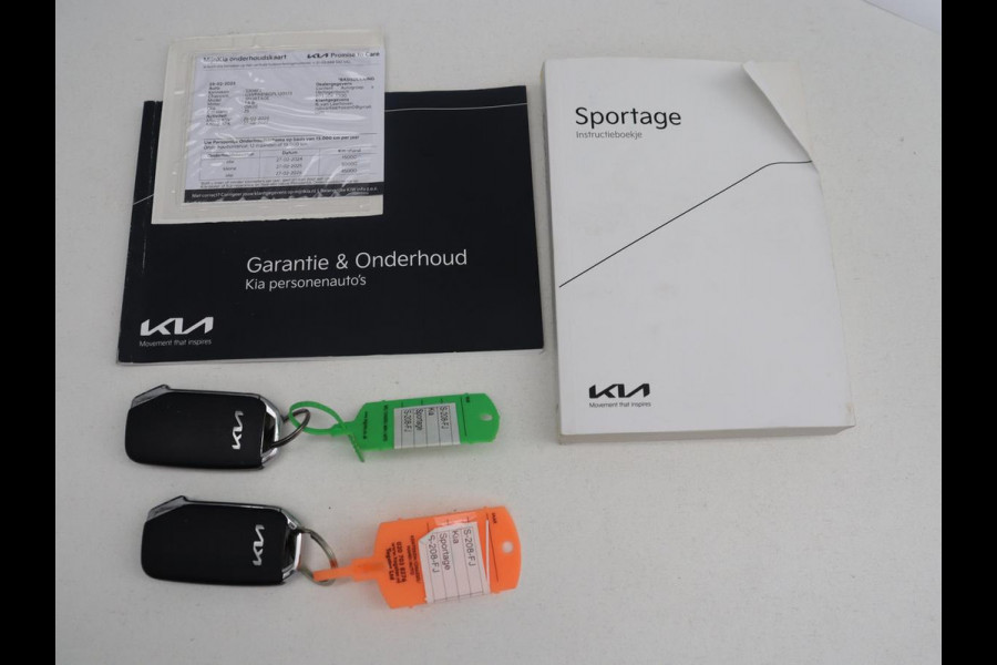 Kia Sportage 1.6 T-GDi MHEV GT-Line Edition | Panoramadak | Leder | Stuur/stoel verwarming | Adaptive cruise | Dode hoek | Carplay | Camera | Park assist | Trekhaak | Achterbank verwarming