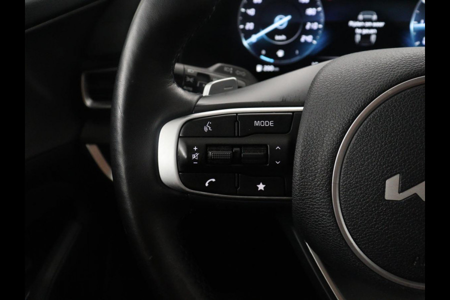 Kia Sportage 1.6 T-GDi MHEV GT-Line Edition | Panoramadak | Leder | Stuur/stoel verwarming | Adaptive cruise | Dode hoek | Carplay | Camera | Park assist | Trekhaak | Achterbank verwarming