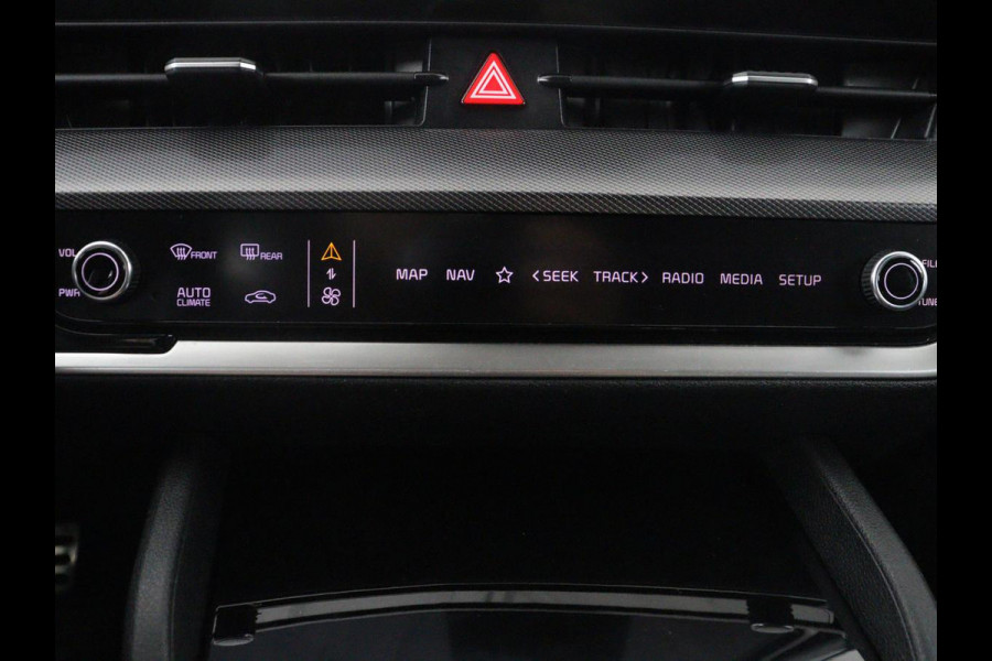 Kia Sportage 1.6 T-GDi MHEV GT-Line Edition | Panoramadak | Leder | Stuur/stoel verwarming | Adaptive cruise | Dode hoek | Carplay | Camera | Park assist | Trekhaak | Achterbank verwarming