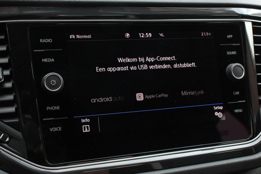 Volkswagen T-Roc 1.5 TSI DSG Sport Navigatie Apple Carplay/Android Auto Adaptieve Cruise Control Digitale Cockpit Camera Elektrische Achterklep