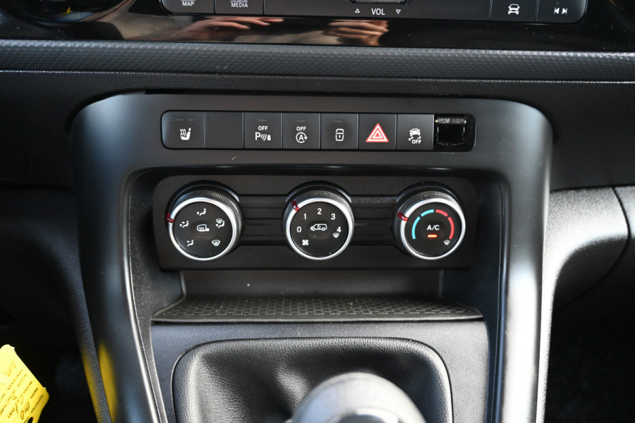 Mercedes-Benz Citan 110 CDI L1 Pro MBUX navigatie met camera, Bumpers in kleur, Etc.