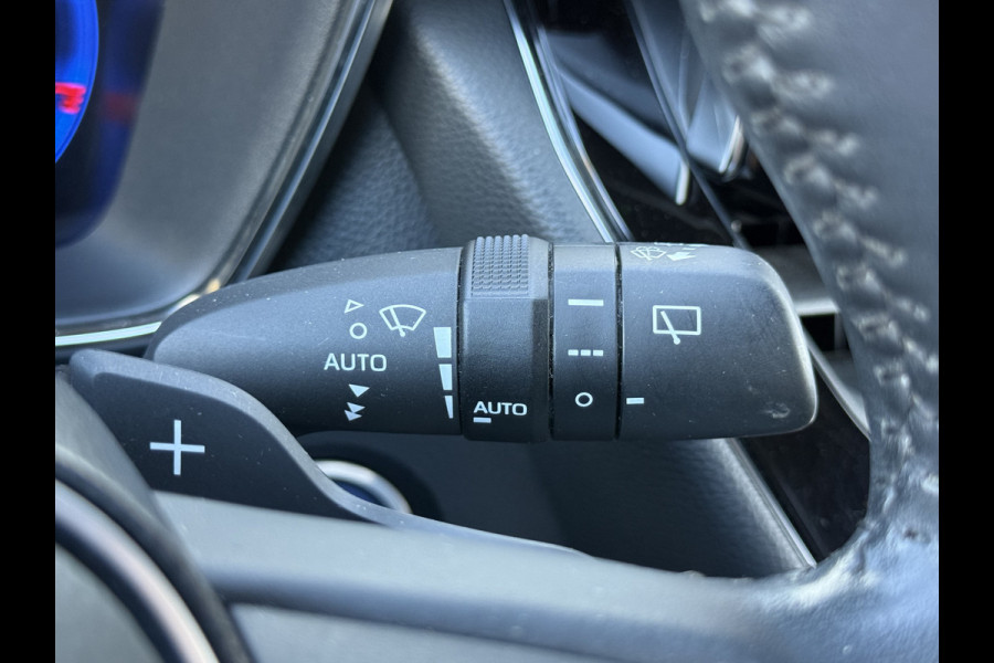 Toyota Corolla Touring Sports 2.0 Hybrid Team D | Trekhaak | CarPlay | ACC | Camera | Keyless