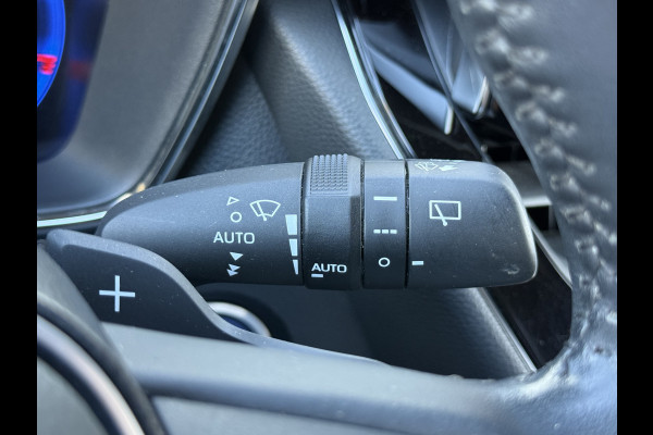 Toyota Corolla Touring Sports 2.0 Hybrid Team D | Trekhaak | CarPlay | ACC | Camera | Keyless