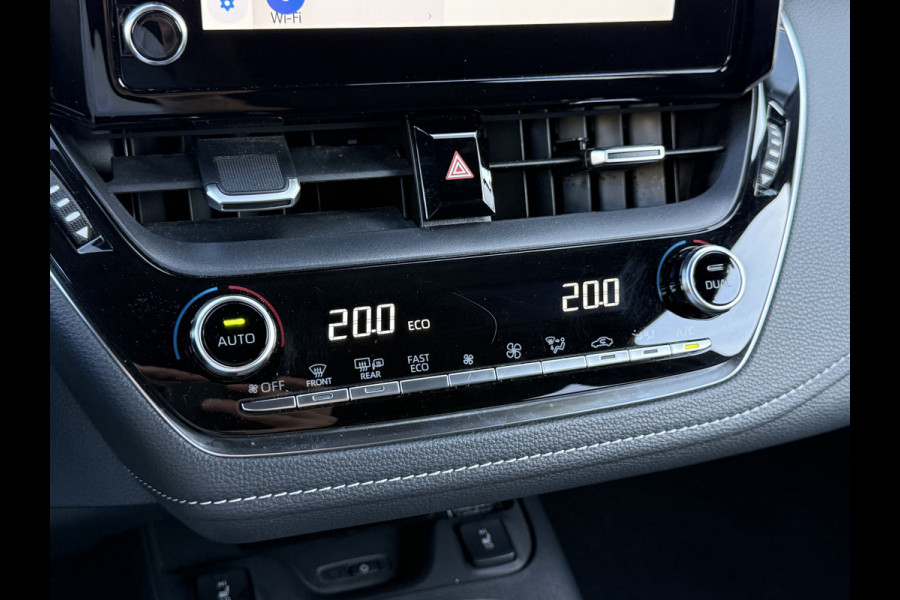 Toyota Corolla Touring Sports 2.0 Hybrid Team D | Trekhaak | CarPlay | ACC | Camera | Keyless