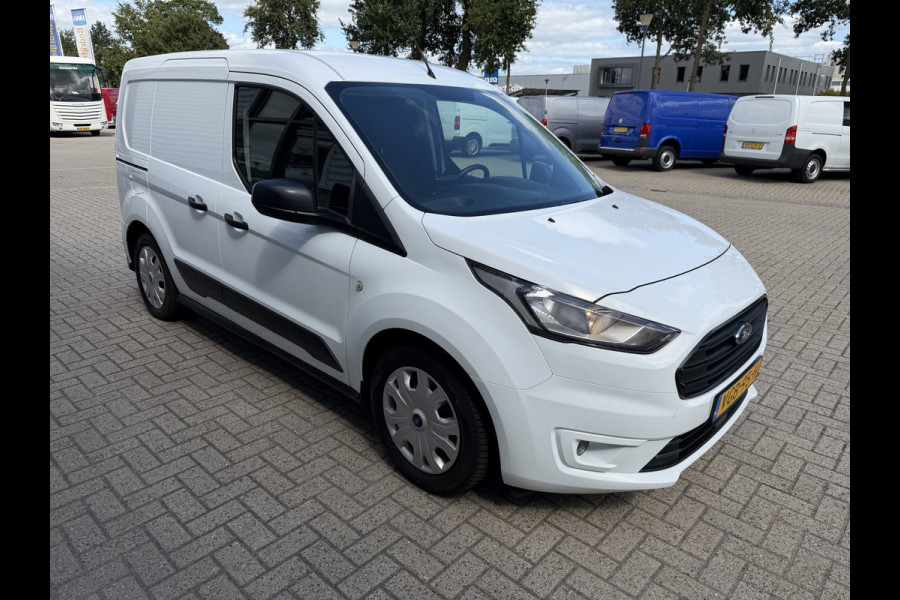 Ford Transit Connect 1.5 EcoBlue L1 Trend / vaste prijs rijklaar € 10.950 ex btw / euro 6 / bpm vrij / lease vanaf € 185 / 3 zits / navigatie / camera / ingerichte laadruimte / cruise control !