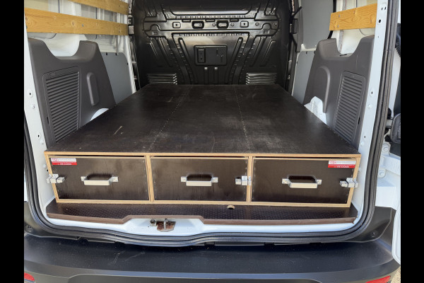 Ford Transit Connect 1.5 EcoBlue L1 Trend / vaste prijs rijklaar € 10.950 ex btw / euro 6 / bpm vrij / lease vanaf € 185 / 3 zits / navigatie / camera / ingerichte laadruimte / cruise control !
