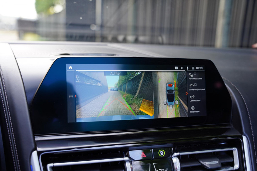 BMW 840i High Executive Cabriolet / Bowers & Wilkins / Soft Close / NL-Auto /