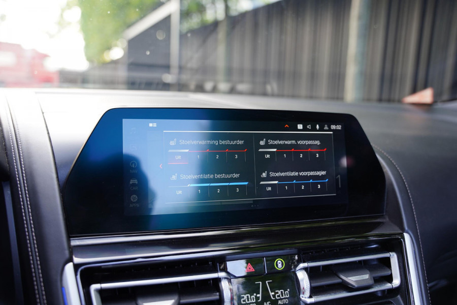 BMW 840i High Executive Cabriolet / Bowers & Wilkins / Soft Close / NL-Auto /