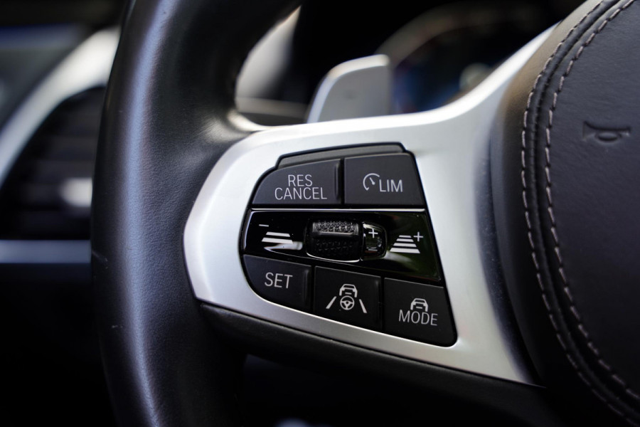 BMW 840i High Executive Cabriolet / Bowers & Wilkins / Soft Close / NL-Auto /