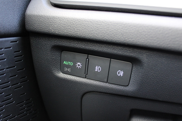 Škoda Octavia Combi 1.0 e-TSI Business Edition Plus | Trekhaak | Adaptieve cruise | Leder | Stoelverwarming | Origin NL