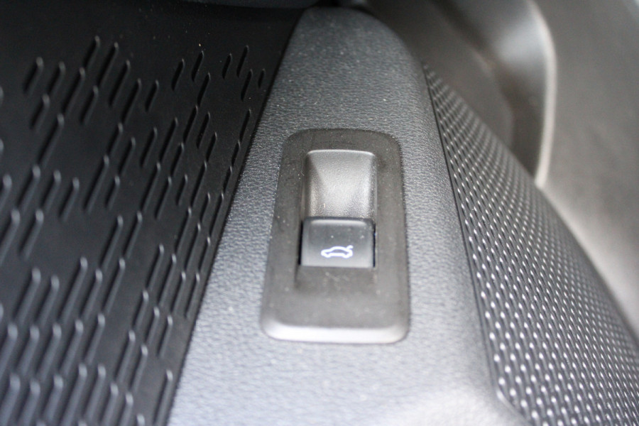 Škoda Octavia Combi 1.0 e-TSI Business Edition Plus | Trekhaak | Adaptieve cruise | Leder | Stoelverwarming | Origin NL