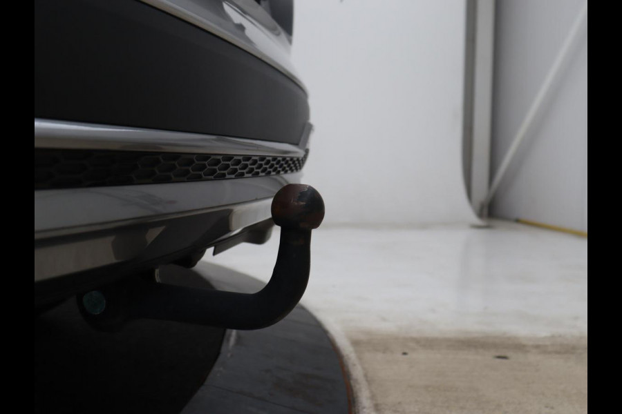 Kia Sorento 1.6 T-GDI Hybrid 2WD ExecutiveLine 7p. | Leder | Stoelverwarming | Stoel ventilatie Adaptive cruise | Carplay | 360 camera | Park assist | Climate control | Achterbank verwarming | Trekhaak