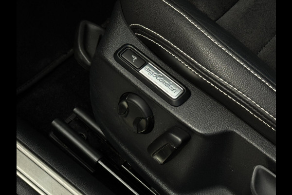 Volkswagen Passat Variant 1.4 TSI PHEV GTE | Trekhaak | Camera | Carplay | Massage | Halfleer | Dealer onderhouden