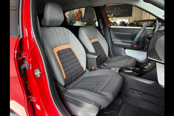Citroën C3 Aircross 1.2 Hybrid 145pk Plus, 1 Jaar Bovag Garantie, Automaat, camera, Carplay