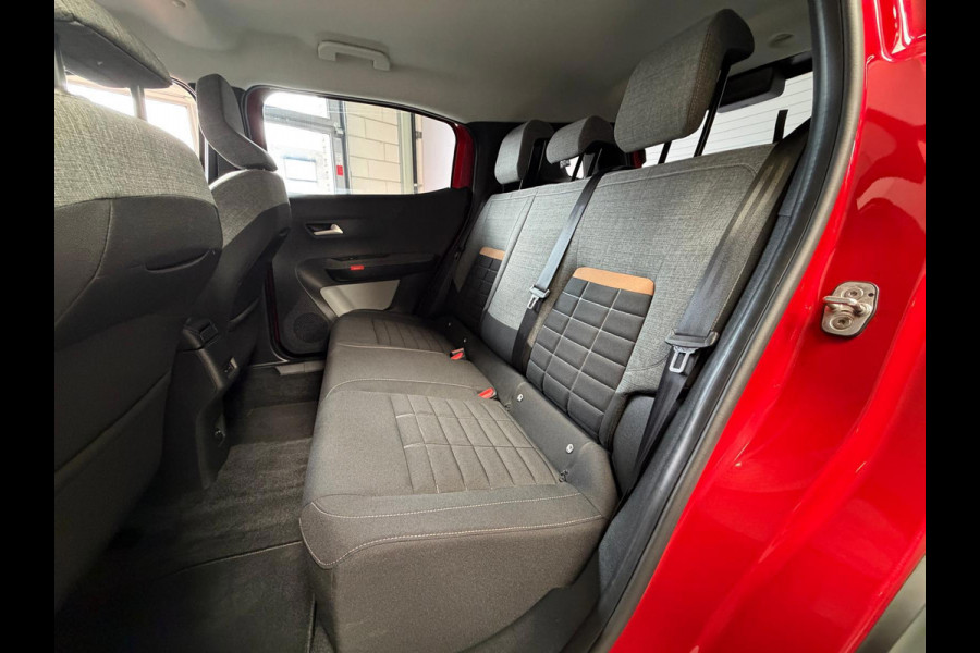 Citroën C3 Aircross 1.2 Hybrid 145pk Plus, 1 Jaar Bovag Garantie, Automaat, camera, Carplay