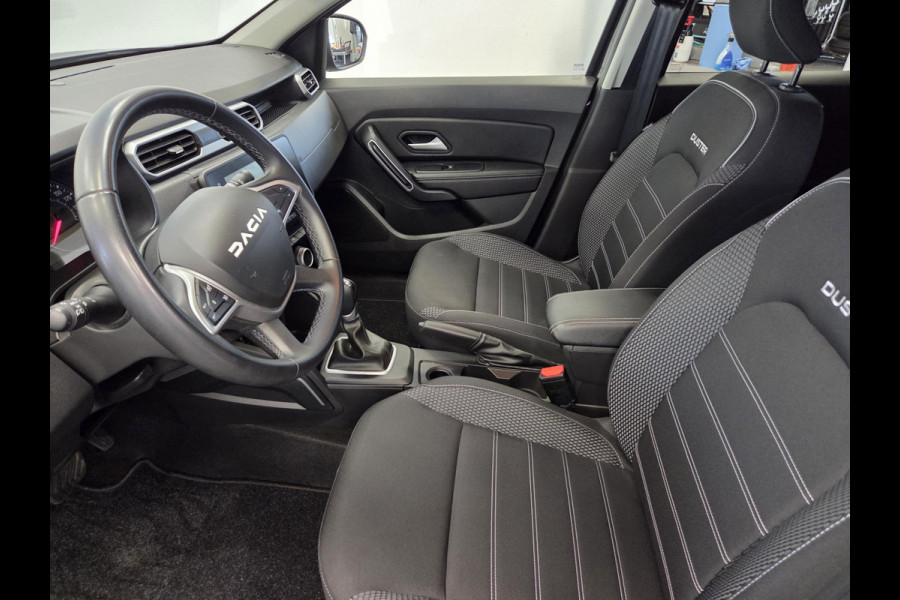 Dacia Duster 1.3 TCe 150 Journey Navigatie CruiseControl Trekhaak