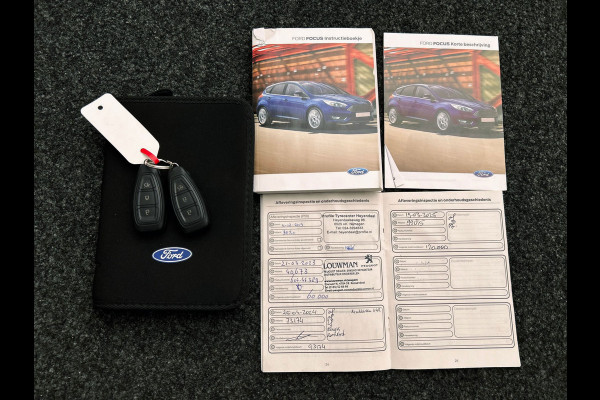 Ford FOCUS Wagon 1.0 ST-Line | Origineel NL | Carplay | PDC | Cruise/Control | Navigatie | Climate/Control |