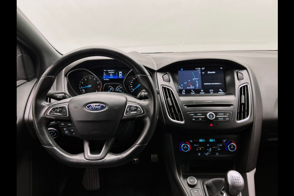 Ford FOCUS Wagon 1.0 ST-Line | Origineel NL | Carplay | PDC | Cruise/Control | Navigatie | Climate/Control |
