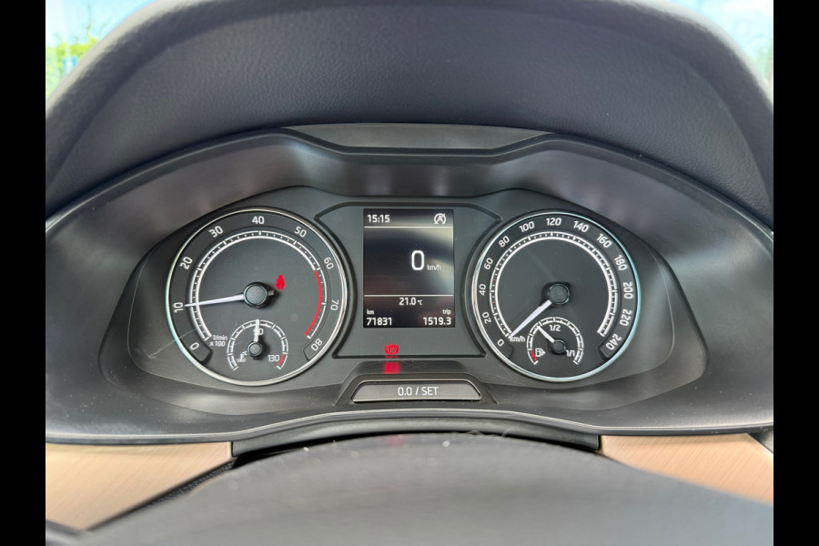 Škoda SCALA 1.0 TSI First Edition - Panodak - Winterpakket - Climate - Org.NL