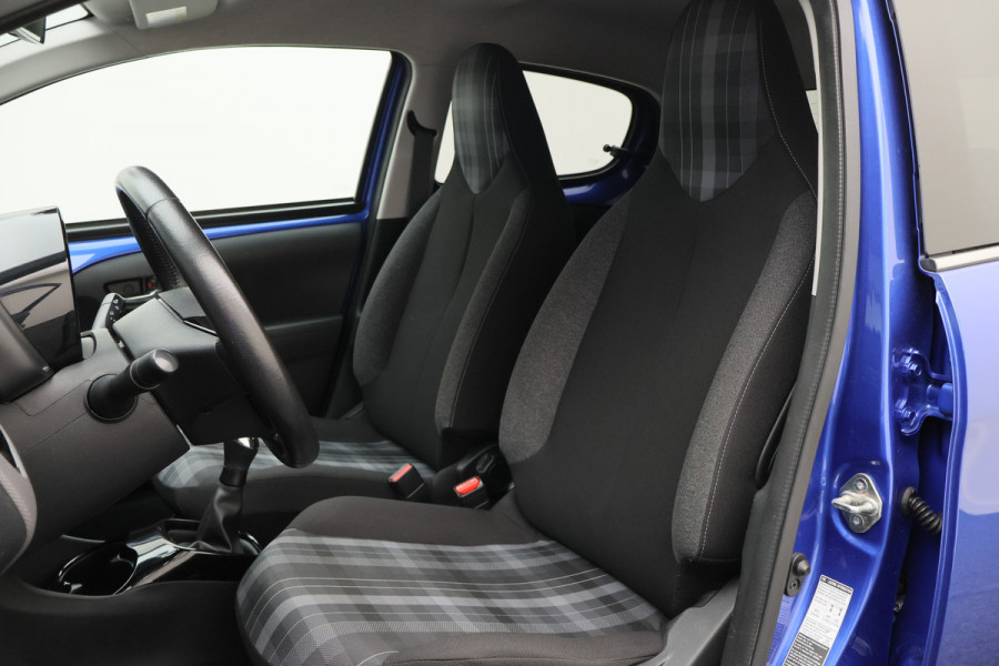 Peugeot 108 1.0 e-VTi Allure Camera, Apple Carplay, Keyless, Climate, 15"