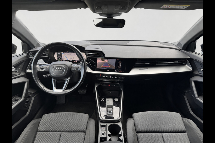 Audi A3 Sportback 45 TFSI e S-line | Matrix | Camera | Carplay | Dodehoek | Elektr. achterklep | Virtual | Black Optic