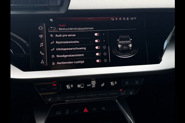 Audi A3 Sportback 45 TFSI e S-line | Matrix | Camera | Carplay | Dodehoek | Elektr. achterklep | Virtual | Black Optic