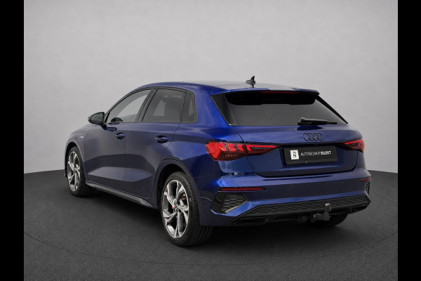 Audi A3 Sportback 45 TFSI e S-line | Matrix | Camera | Carplay | Dodehoek | Elektr. achterklep | Virtual | Black Optic