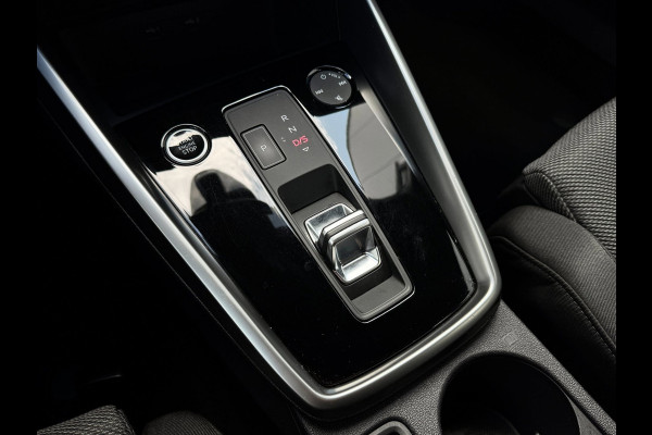 Audi A3 Sportback 45 TFSI e S-line | Matrix | Camera | Carplay | Dodehoek | Elektr. achterklep | Virtual | Black Optic