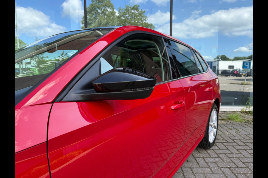 Škoda SCALA 1.0 TSI First Edition - Panodak - Winterpakket - Climate - Org.NL