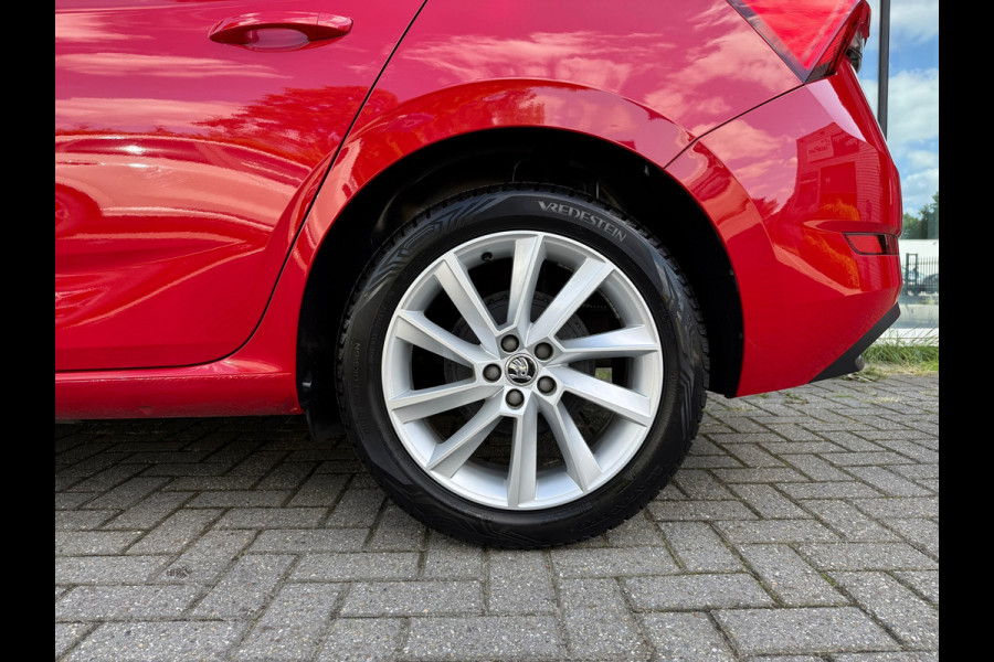 Škoda SCALA 1.0 TSI First Edition - Panodak - Winterpakket - Climate - Org.NL