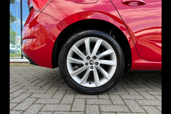 Škoda SCALA 1.0 TSI First Edition - Panodak - Winterpakket - Climate - Org.NL