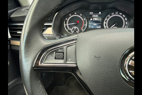 Škoda SCALA 1.0 TSI First Edition - Panodak - Winterpakket - Climate - Org.NL