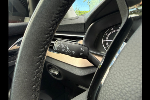 Škoda SCALA 1.0 TSI First Edition - Panodak - Winterpakket - Climate - Org.NL