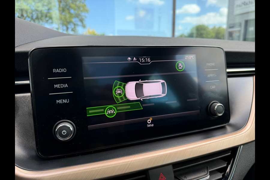 Škoda SCALA 1.0 TSI First Edition - Panodak - Winterpakket - Climate - Org.NL