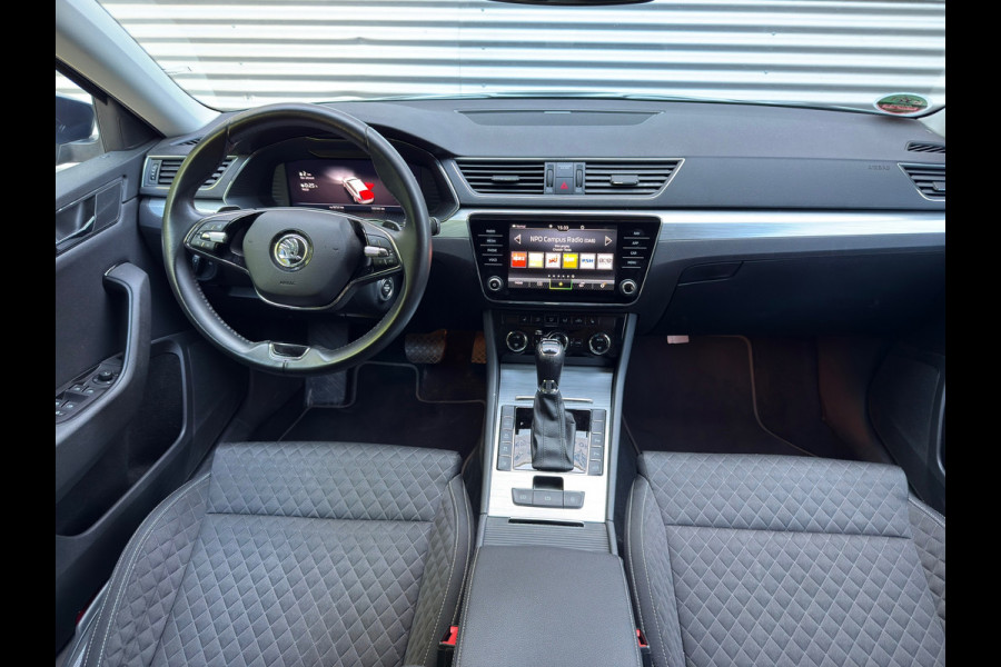 Škoda Superb Combi 1.4 TSI iV Business Edition Plus Plug In Hybride l 91,47% SOH l Winterset l Automaat l Camera l Virtual l Xenon