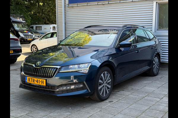 Škoda Superb Combi 1.4 TSI iV Business Edition Plus Plug In Hybride l 91,47% SOH l Winterset l Automaat l Camera l Virtual l Xenon