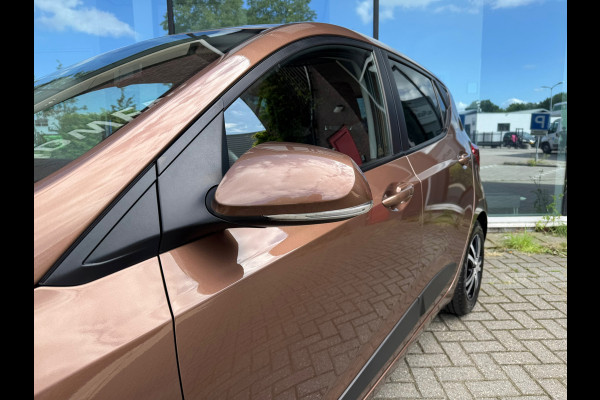 Hyundai i10 1.0i Premium - Navi - Climate - Winterpakket - Org.NL