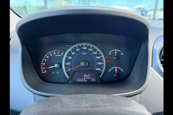 Hyundai i10 1.0i Premium - Navi - Climate - Winterpakket - Org.NL