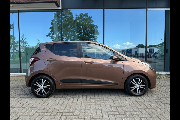Hyundai i10 1.0i Premium - Navi - Climate - Winterpakket - Org.NL
