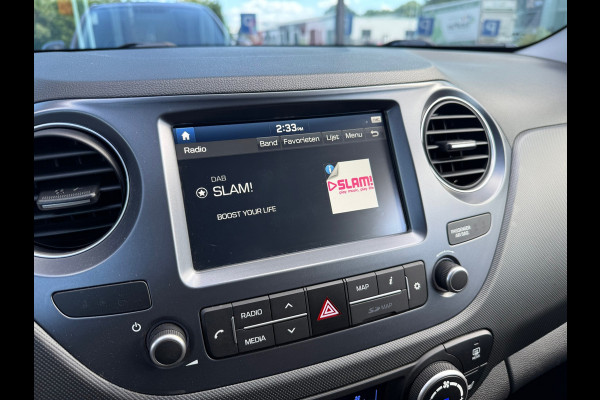 Hyundai i10 1.0i Premium - Navi - Climate - Winterpakket - Org.NL