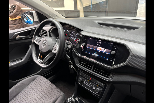 Volkswagen T-Cross 1.0 TSI Life / Navigatie / Trekhaak