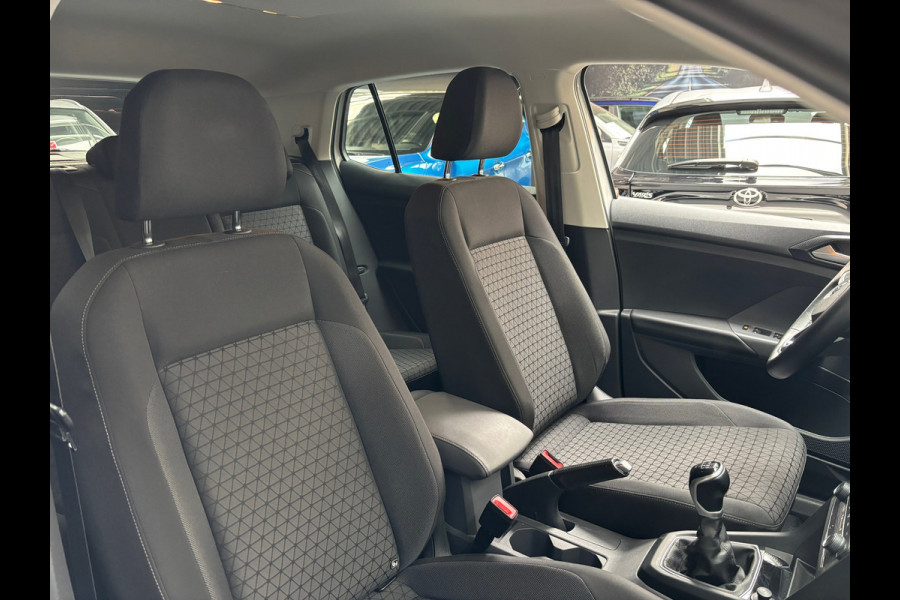 Volkswagen T-Cross 1.0 TSI Life / Navigatie / Trekhaak