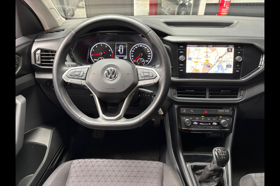 Volkswagen T-Cross 1.0 TSI Life / Navigatie / Trekhaak