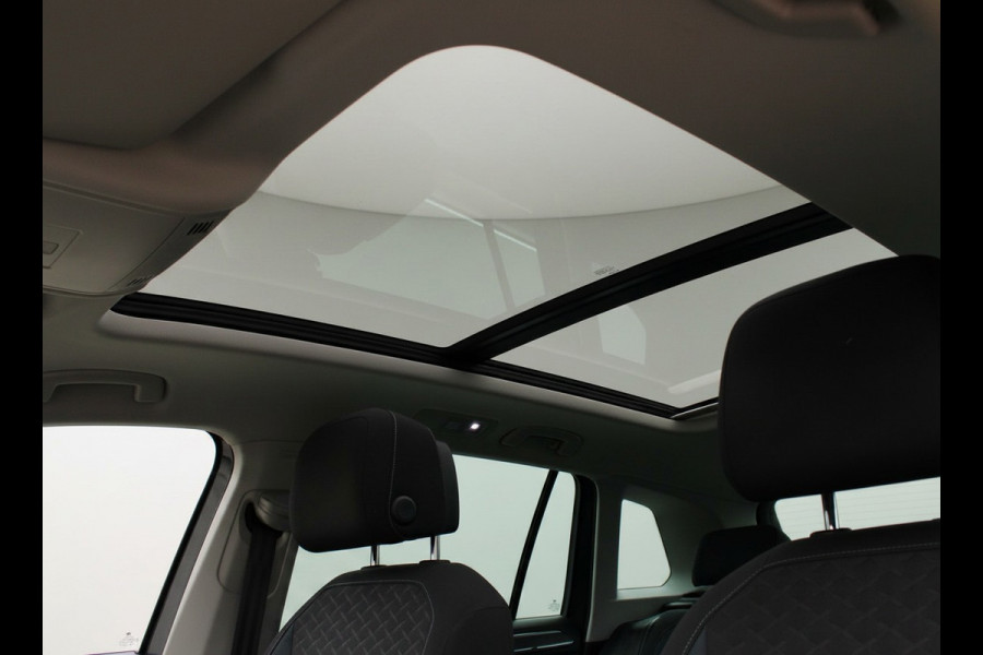 Volkswagen Tiguan 1.5 TSI ACT IQ I VIRTUAL I CARPPLAY I PANO I ACC I DSG I LED I LED I