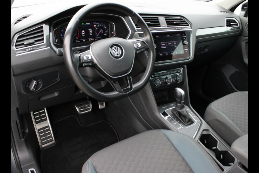 Volkswagen Tiguan 1.5 TSI ACT IQ I VIRTUAL I CARPPLAY I PANO I ACC I DSG I LED I LED I