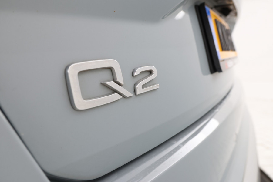 Audi Q2 30 TFSI S Edition - Camera, Stoelverwarming, Volleder, Navigatie