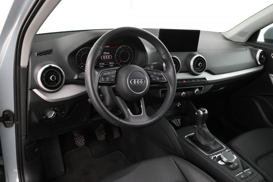 Audi Q2 30 TFSI S Edition - Camera, Stoelverwarming, Volleder, Navigatie