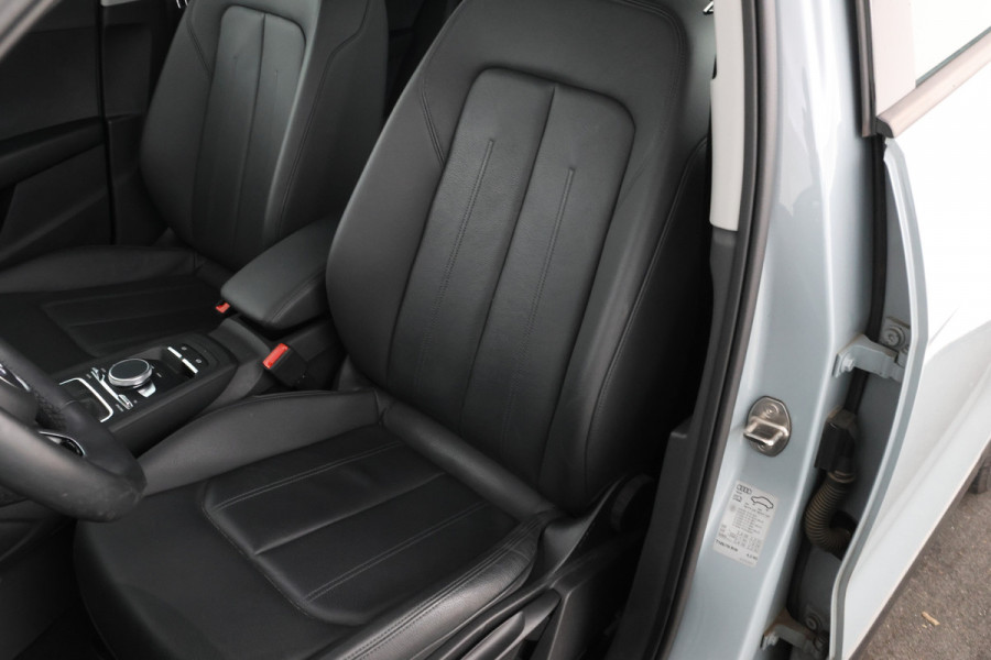 Audi Q2 30 TFSI S Edition - Camera, Stoelverwarming, Volleder, Navigatie