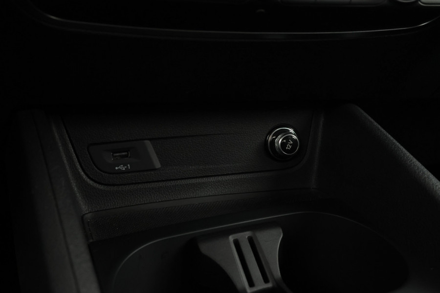 Audi Q2 30 TFSI S Edition - Camera, Stoelverwarming, Volleder, Navigatie